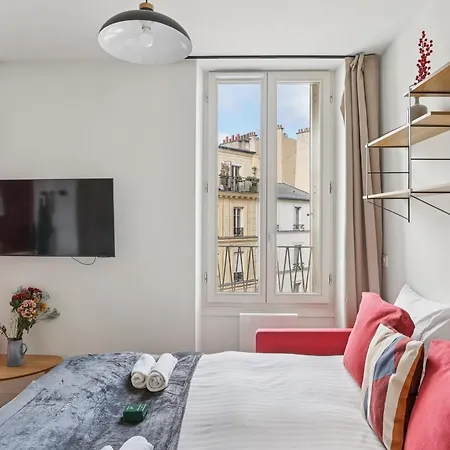 Lavie Maison : Charming Near Montmartre