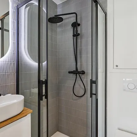 Lavie Maison : Charming Near Montmartre Apartment